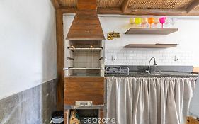Apartamento com Piscina e Churrasqueira PDL005